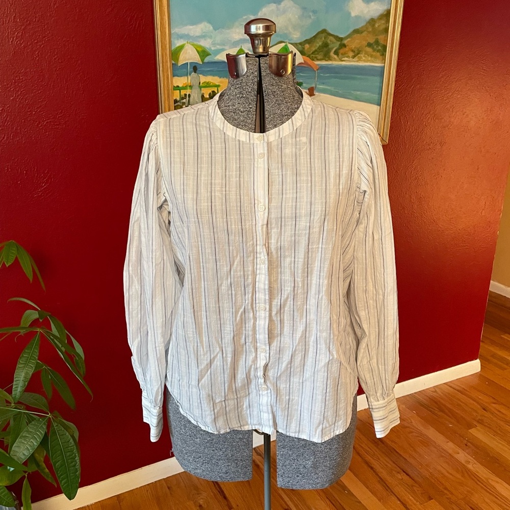 LAST CHANCE Gap balloon sleeve blouse